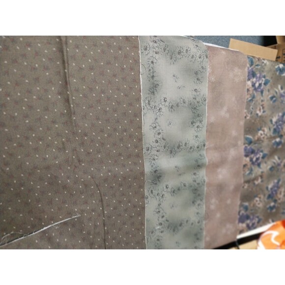 4 pieces Cotton Fabric each Piece 1/4 Yard By 44 Daiwaho Selection E E Schenck - Picture 1 of 5